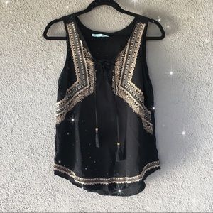CLOSET CLOSING | Beautiful Gold and Black Tank